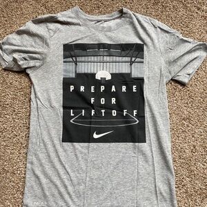 Nike Dri-Fit Gray Graphic T-Shirt